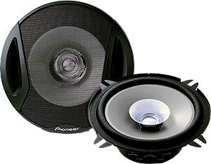 Pioneer TS-G1309. Акустическая система коаксиальная 5.25` (13 см)