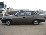 Daewoo Nexia. Цена: 180000руб. Кузов: седан, год выпуска: 2001, двигатель: 1,5i, пробег: 58000км., КПП: механическая, цвет: зелёный металлик, привод: передний, салон: стандартный.Доп. оборудование: сигнализация, центральный замок, магнитола. акустика, 2 электрических стеклопод. Подогрев сидений, механическая противоугонная система.Один хозяин, отличное состояние.