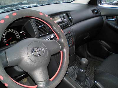Toyota Corolla. Год выпуска: 2004 г.в. 2005 г.э. Пробег: 12 500 км. Цвет: Красный. Цена: 450 000 руб. Продано. Куплен в салоне «ТТС» 02.2005, передний привод, дв.1,4 л., 5-ти ст. механич. коробка, кондиционер, 2 электрических стеклопод., сигнализация с пейджером, центральный замок, магнитола, акустика, бортовой компьютер, ксенон, подогрев сидений, шипованная резина. 
