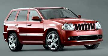 Мощный Grand Cherokee SRT8 – первый SRT этой марки. Настоящий «мачо» отличается от обычного Grand Cherokee 6,1-литровым двигателем HEMI мощностью 415 л.с. – тем же самым, что стоит на Chrysler 300C SRT8, но немного по-другому настроенным.
